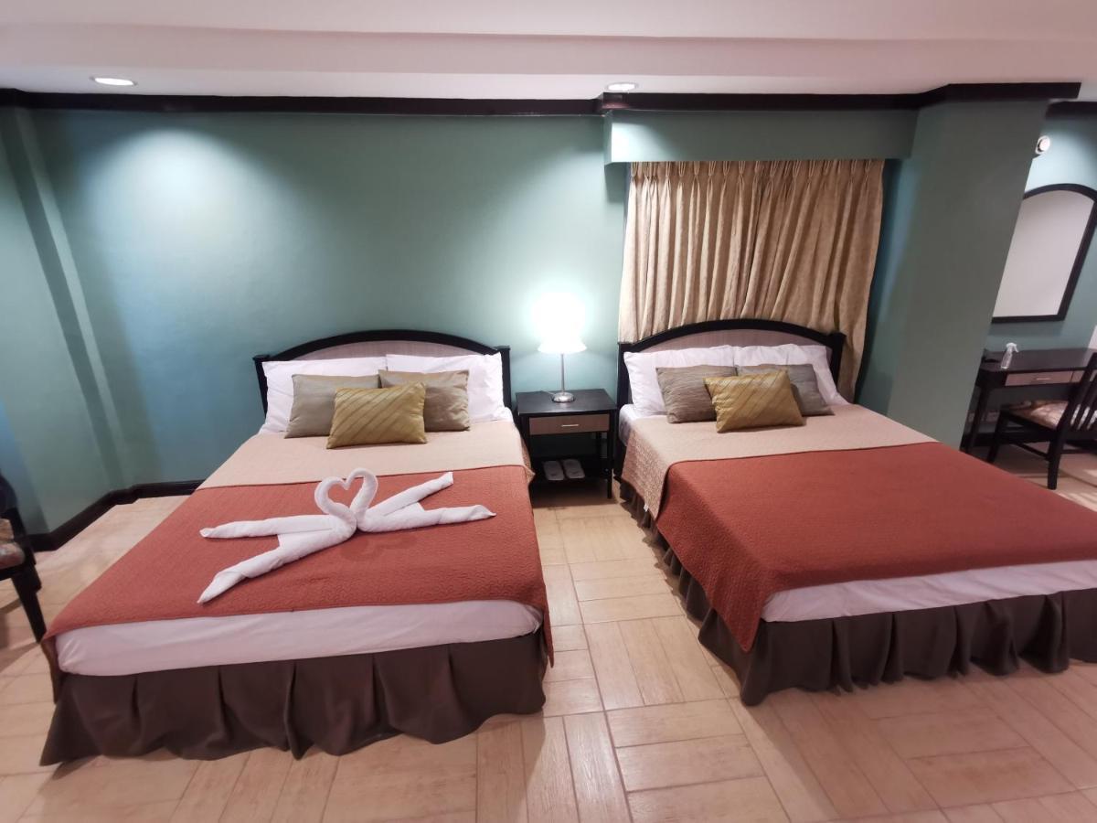 Tagaytay Country Hotel Tagaytay City Dış mekan fotoğraf